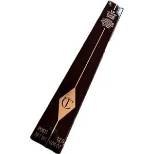 Charlotte Tilbury Lip Cheat crayon à lèvres longue tenue teinte 90´S Pink 1.2 g pas cher
