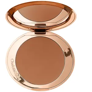 Comparateur de prix : Charlotte Tilbury Airbrush Bronzer - Poudre Bronzante 