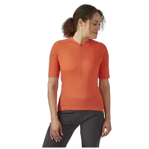 Rab Women's Cindercrino Zip Tee - Maillot vélo femme Red Grapefruit S pas cher