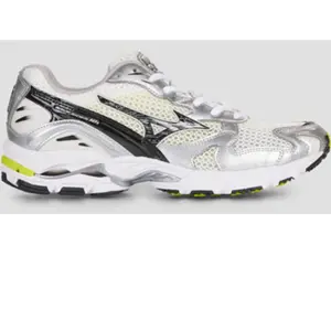 Baskets Mizuno Wave Rider 10 S blanc argent jaune - 38 pas cher