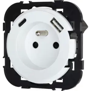 Prise avec terre Jacobsen Espen blanc à composer, 2xUSB-A+C pas cher