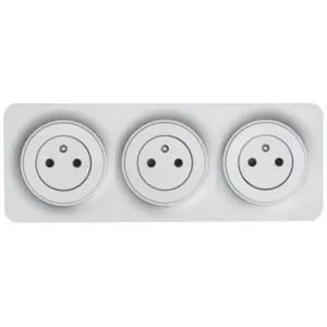 Triple prise avec terre prêt câblée Jacobsen Espen aluminium composabl... pas cher
