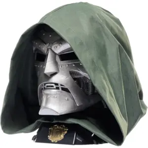 Comparateur de prix : Figurine Doctor Doom - Helmet Replica - Hasbro Figurine - CO-105587