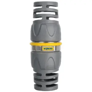 Comparateur de prix : Raccord métal réparateur pour tuyau de 12,5 à 15mm - HOZELOCK - 2043P0000