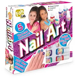 Tomy Obtenir des ongles de style salon avec ce kit de qualité supérieure.