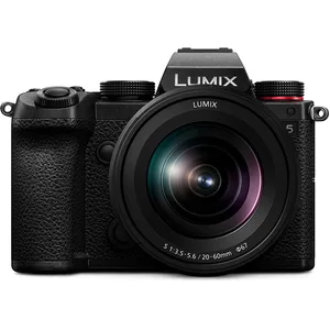 Comparateur de prix : Panasonic Lumix DC-S5 + Panasonic Lumix S 20-60mm f/3.5-5.6 Monture L