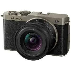 Panasonic Lumix S9 Noir Titanium Edition + S 18-40mm f/4.5-6.3 pas cher