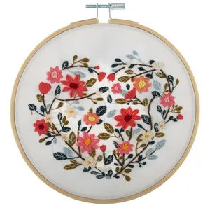 Kit de Broderie Floral Heart avec Cercle en Bois de 15cm - Trimits Un ...