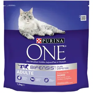 Croquettes chat adulte - Saumon et Céréales complètes - 1.5kg