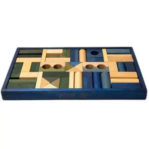 Jeux de société en bois dans un plateau 54 pièces Wooden Story TU pas cher