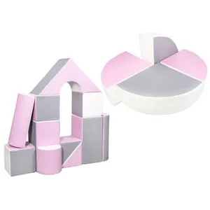 Set de 15 blocs en mousse le jeu blanc rose gris 242721.8b.9