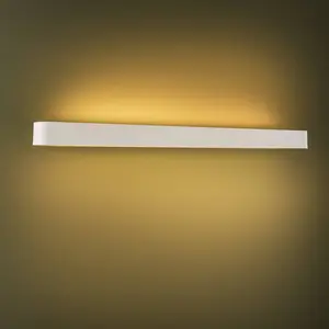 Comparateur de prix : Euluna Applique murale Soft, largeur 90 cm, blanc, aluminium, G13