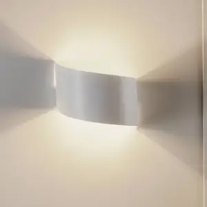 EMIBIG LIGHTING Applique Vero en acier blanc laqué