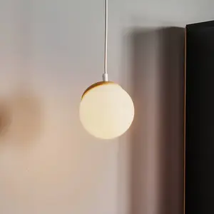 Comparateur de prix : Milagro Eko-Light Suspension Sfera à 1 lampe verre/bois clair