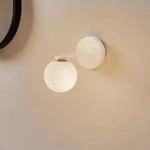 Comparateur de prix : SIGMA Applique murale Gama en blanc avec boule en verre