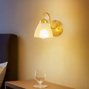 Lamkur Applique Miranda avec abat-jour verre, laiton pas cher
