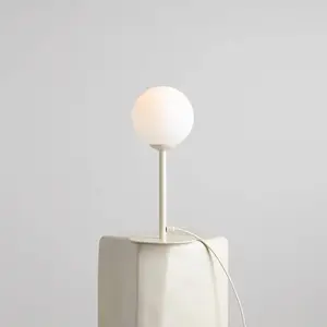 ALDEX Lampe à poser Joel, opale/crème, à 1 lampe pas cher