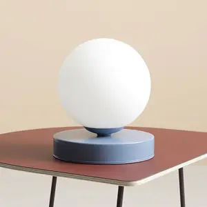ALDEX Lampe Joel abat-jour verre rond, bleu/blanche pas cher