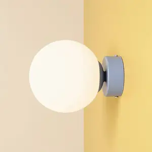 ALDEX Applique Joel abat-jour verre rond, bleue/blancheVendu parluminaire