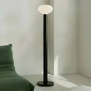 ALDEX Lampe sur pied Flo, vert, hauteur 138 cm, à 1 lampe, verreVendu parluminaire