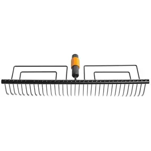 Comparateur de prix : FISKARS Râteau à feuilles 57cm Quikfit avec tête en acier
