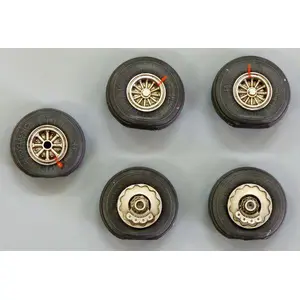 Wheels for DC-6/C-118 - 1:72e - Plus modelVendu paravenue-des-jeux
