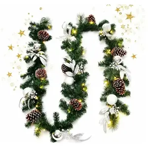Giantex Guirlande de noël artificielle et aiguilles et pommes de pin 270 cm pas cher