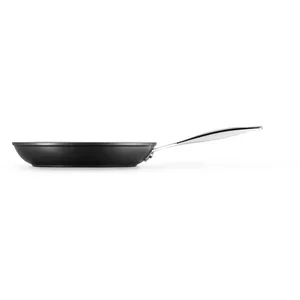 Poêle Les Forgées aluminium forgé noir Ø26 cm Le Creuset pas cher