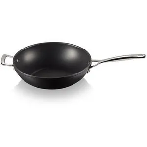 Poêle wok Les Forgées aluminium forgé noir Ø26 cm Le Creuset pas cher