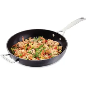 Comparateur de prix : Sauteuse antiadhésive Les Forgées 30 cm Le Creuset
