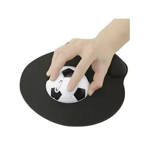 Souris sans fil 2.4G football ergonomique 3D Sport Souris Optique de f... pas cher
