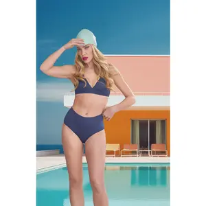Haut de maillot de bain triangle femme Huit So Chic Bleu 85C SOC-B1-MA... pas cher
