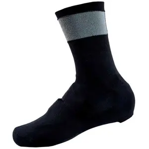 Giro Couvre-chaussures de cyclisme d'hiver noirs en Cordura - Taille 36-39 pas cher