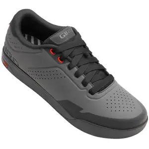 Giro Chaussures Latch Noir Foncé Taille 41 pour Pédales Plates avec Semelle Tack pas cher