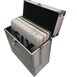 Comparateur de prix : Retro Musique KXRM 03 flight case pour disques vinyles (argenté)