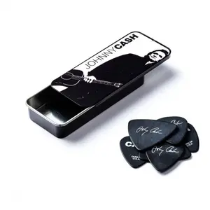 Comparateur de prix : Jim Dunlop JCPT02H Boite en Metal de 6 Motif Johnny Cash Legend Médiators