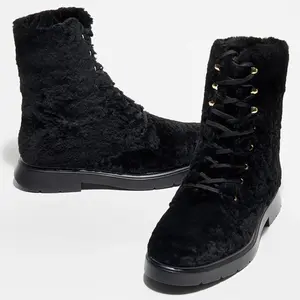 Stuart Weitzman - Boots en Peau de Mouton McKenzee Chill noires T.40Vendu parbazarchic