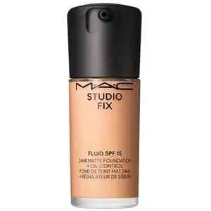 M.A.C Studio Fix Fluid SPF15 - Fond de teint mat longue tenue enrichi en soin pas cher