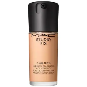 M.A.C Studio Fix Fluid SPF15 - Fond de teint mat longue tenue enrichi en soin  pas cher