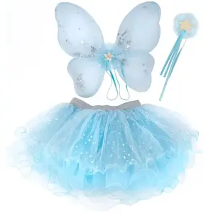Comparateur de prix : Great Pretenders - Jupe, ailes et baguette de fée Bleu Clair 4/6 ans