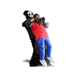 Totalcadeau Costume gonflable tueur en sérieVendu parrue-du-commerce
