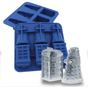 TotalCadeau Autre Bac À Gla?Ons Tardis Et Dalek Dr Who Moule À Chocolat pas cher