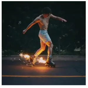 Comparateur de prix : WARNER RECORDS Fireworks And Rollerblades