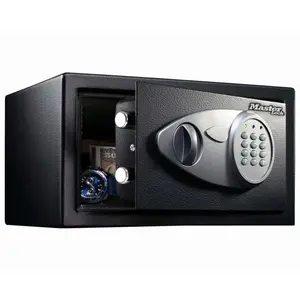 Comparateur de prix : Coffre-fort à combinaison électronique programmable - Format M Master Lock