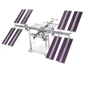 Comparateur de prix : Fascinations Station spatiale internationale Metal Earth ICX140