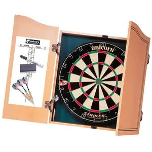 Comparateur de prix : Cible avec 2 jeux de fléchettes Unicorn Striker Home Dart Center TU