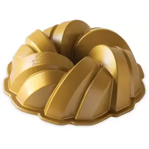 Comparateur de prix : Moule à gâteau fantaisie NORDIC WARE a gateau Bundt Torsade Gold