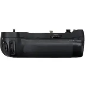 NIKON batterie grip MB-D17 pas cher