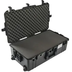 PELICASE valise étanche à roulettes Peli Air 1615 noire + mousse pas cher
