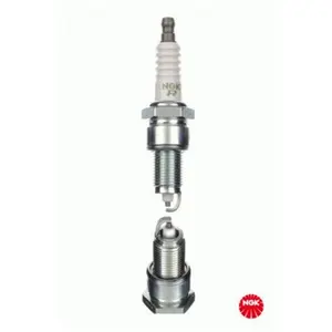NGK Bougie d'allumage pour VOLVO: 460, 480, 440 (Ref: 7345) pas cher
